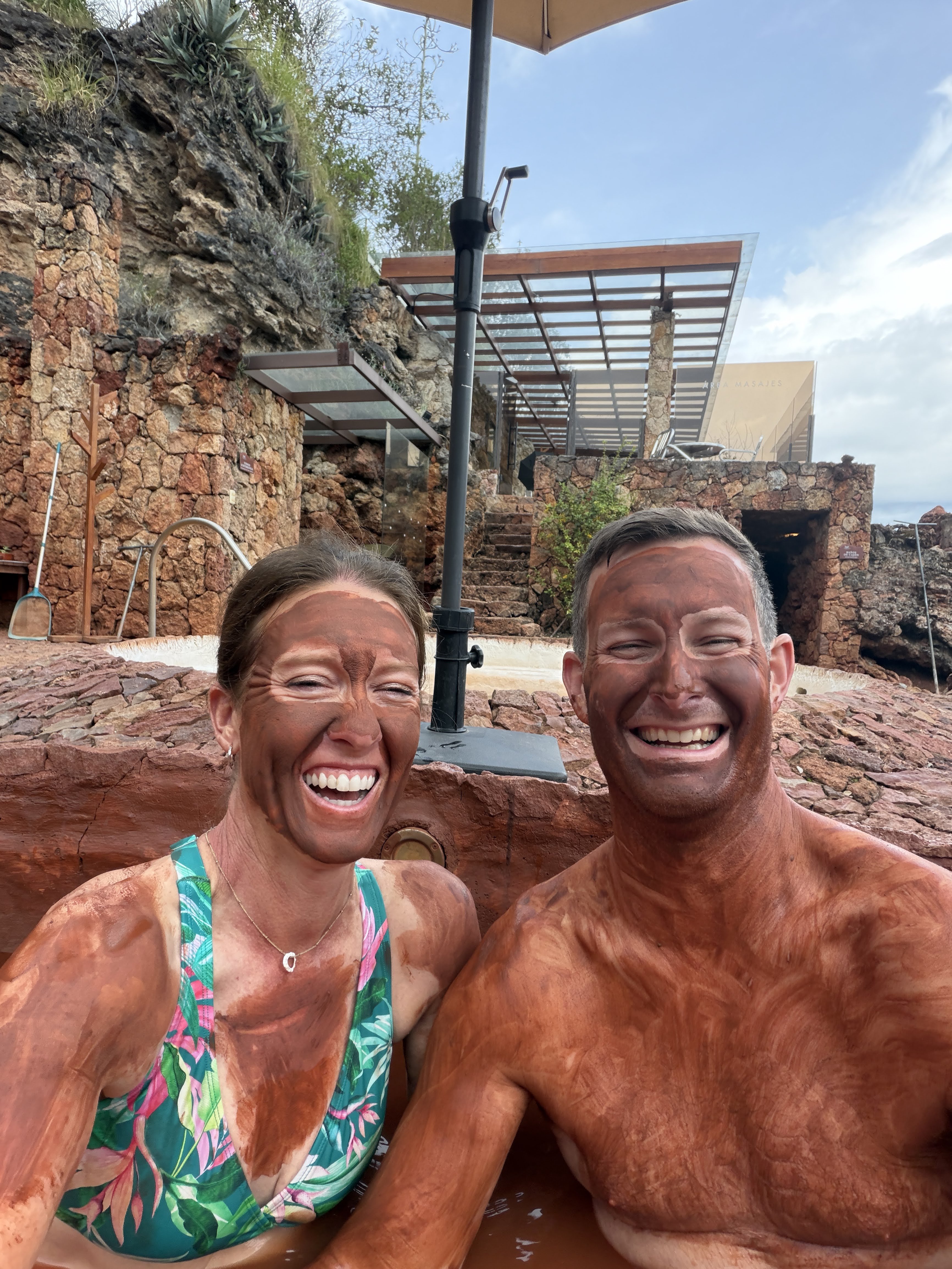Featured image of post Rainchecks on Roses: A Romantic (and Exhausting) Day in Cuenca
